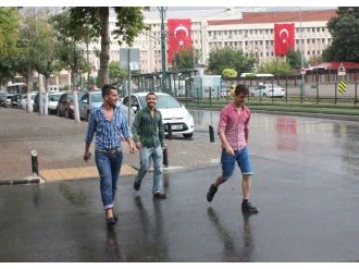 Aşırı Sıcaklardan Sonra Yağmur Serinletti
