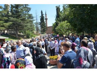 Bilecik’te Hacı Adayları Dualarla Uğurlandı