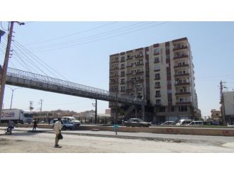 Vali Koçak Kızıltepe’deki Patlama Yerinde İncelemelerde Bulundu