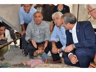 Chp’li Gürsel Tekin Çiftçilerle Buluştu