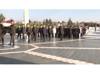Genelkurmay Akar Devlet Mezarlığı’nı Ziyaret Etti