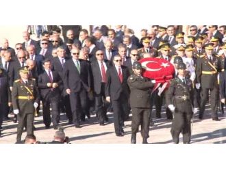 Devletin Zirvesi Anıtkabir’de