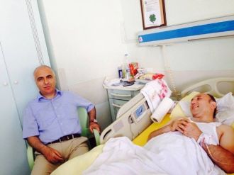 Vali Hasan Karahan Gazeteci Ahmet Bilgeyi Ziyaret Etti