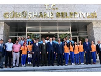 Gümüş Dans Topluluğu Kıbrıs’a Gitti