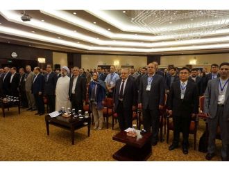 Tahran’da Konuşan Şahin: “Asya Bir Medeniyet Ve Kültür Merkezi”