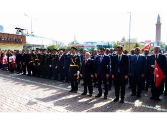 Kırşehir’de Zafer Bayramı Kutlamaları