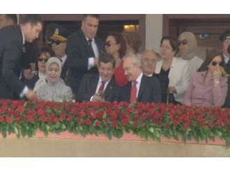 Davutoğlu İle Kılıçdaroğlu Arasında Dikkat Çeken Sohbet