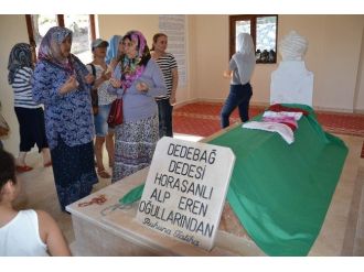 7 Asırlık Dedebağ Keşkek Hayrı Dualar Eşliğinde Yapıldı