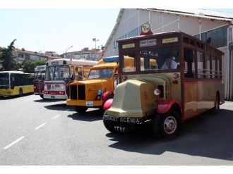 İett’nin Nostalji Otobüsleri İstanbul Sokaklarına Döndü