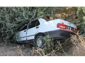 Elazığ’da Otomobil Şarampole Uçtu: 3 Yaralı