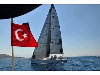 Kuşadası’nda Yat Yarışı Heyecanı Sona Erdi