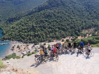 Doğa Tutkunları Sarsala Koyunda