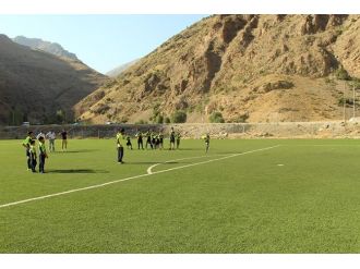 Çatak’ta Yaz Futbol Okulu Açıldı