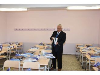 Denizli’de 2 Buçuk Milyon Ders Kitabı Okullara Dağıtıldı