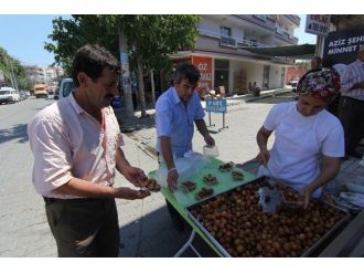Menderes’te Şehitler İçin Lokma Döktürüldü