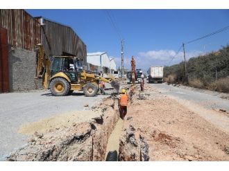 Meski, Yalınayak’taki Kanalizasyon Hattının Yüzde 80’ini Tamamladı
