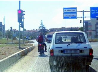 Kasksız Sürdüğü Motosiklet İle Ölüme Davetiye Çıkarttı