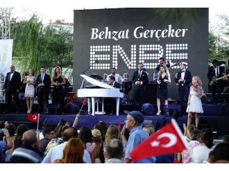 Akasya Acıbadem’den Zafer Bayramı Özel Konseri
