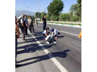 Otomobilin Çarptığı Genç Hastanede Hayatını Kaybetti