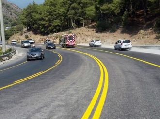 Yol Çizgileri Yenileniyor