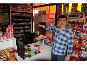 Marketten 15 Bin Liralık Sigara Çalındı