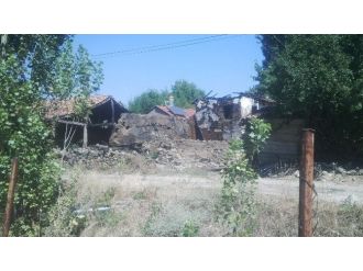 Bozüyük’te Ev Yangını