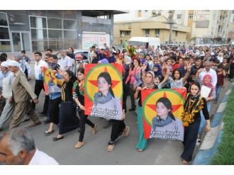 Çatışmada Ölen Pkk’lının Cenazesi Cizre’de Defnedildi