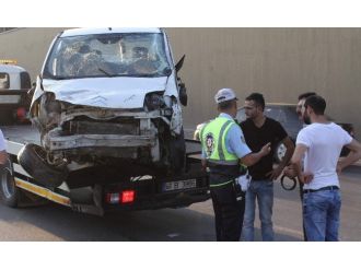 Ölümden Dönen Sürücüyü Polis Teselli Etti