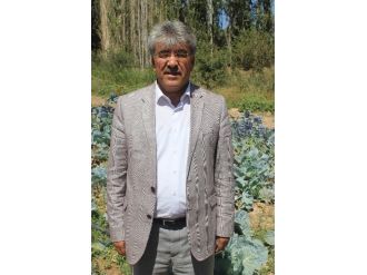 Akkışla Belediyesi Organik Tarım Yapan Çiftçinin Yanında