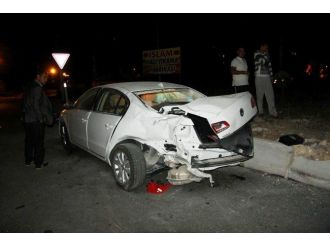 Erciş’te Zincirleme Trafik Kazası, 1 Yaralı