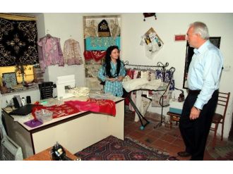 Başkan, Rüstem Paşa Medresesi El Sanatları Ve Kültür Merkezi’nde