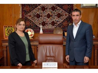 Hakkari Belediyesi Eş Başkanlığı Vekilliğine Yeni İsimler Seçildi