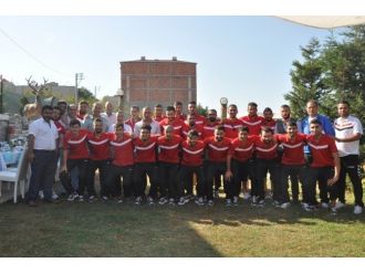 Dilovası Belediyespor Kampa Moralli Gitti