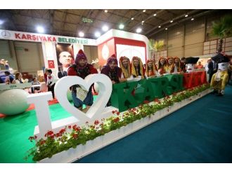 Anadolu Kültürü Karşıyaka’nın Standında Buluştu