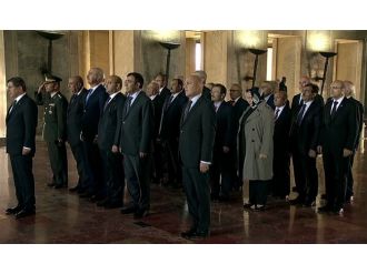 Yeni Kabine Anıtkabir’i Ziyaret Etti