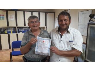 Babalarından Miras Kalan Tarlayı Mezarlık İçin Bağışladılar