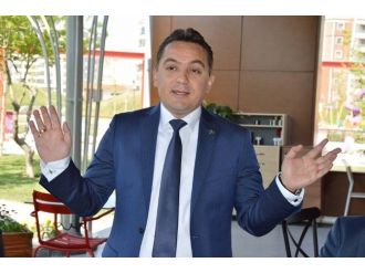 Büyükşehir Daire Başkanı Eryılmaz İstifa Etti