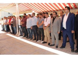 Gaziantep’de Şehitler İçin Gıyabi Cenaze Namazı Kılındı