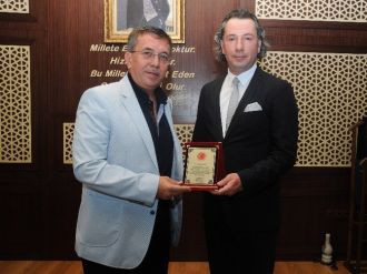 Pursaklar Belediye Başkanı Çetin’e Spor Onur Ödülü