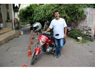 Sokak Hayvanları İçin Şehir Şehir Geziyor