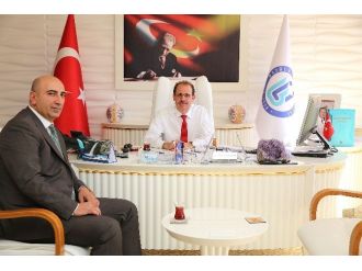 Kamu Hastaneler Birliği Genel Sekreteri Aşır’dan Rektör Coşkun’a Ziyaret