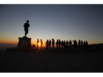 “Direniş, Diriliş, Kurtuluş, Metristepe’den Kocatepe’ye”