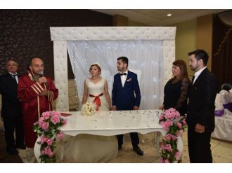 Başkan Üzülmez, Cemiyetlere Katıldı