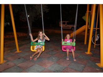 Orta Mahalle Parkı Yenilendi