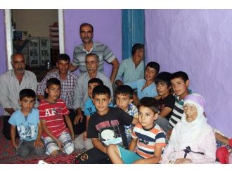 Torununun Torununu Gören 112 Yaşındaki Zeynep Beyaz İpek’in Tek Hayali Barış