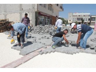 Eyyübiye’de Yol Çalışmaları