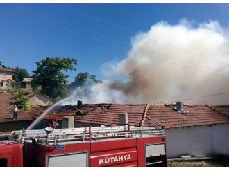 Kütahya’da Samanlık Yangını