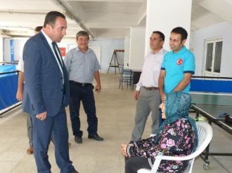 Engelli Sporcuya Tekerlikli Sandalye Hediye Edildi