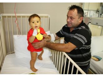 Poyraz Bebek Mavi Işıktan Kurtuldu