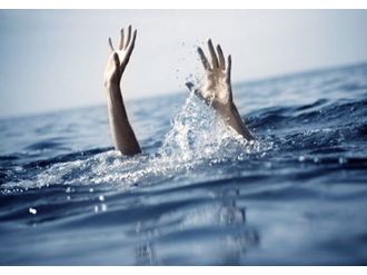 Denize Giren 5 Kişiden 2’si Boğularak Öldü